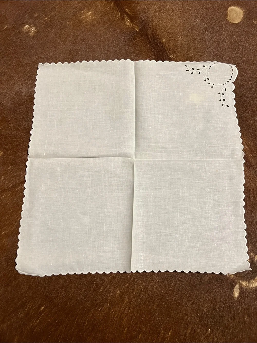 Vintage White Embroidered Cotton Napkins - Set of 7